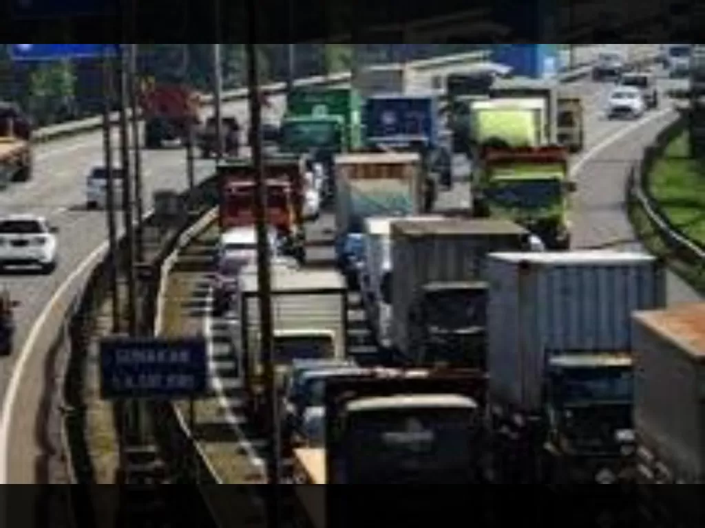 Tol Nataru 2025 Tanpa Window Time! Truk Dilarang Menerus Hingga 4 Januari